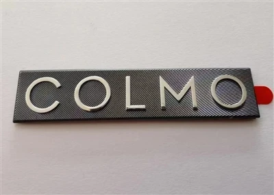 Aluminiowa naklejka logo